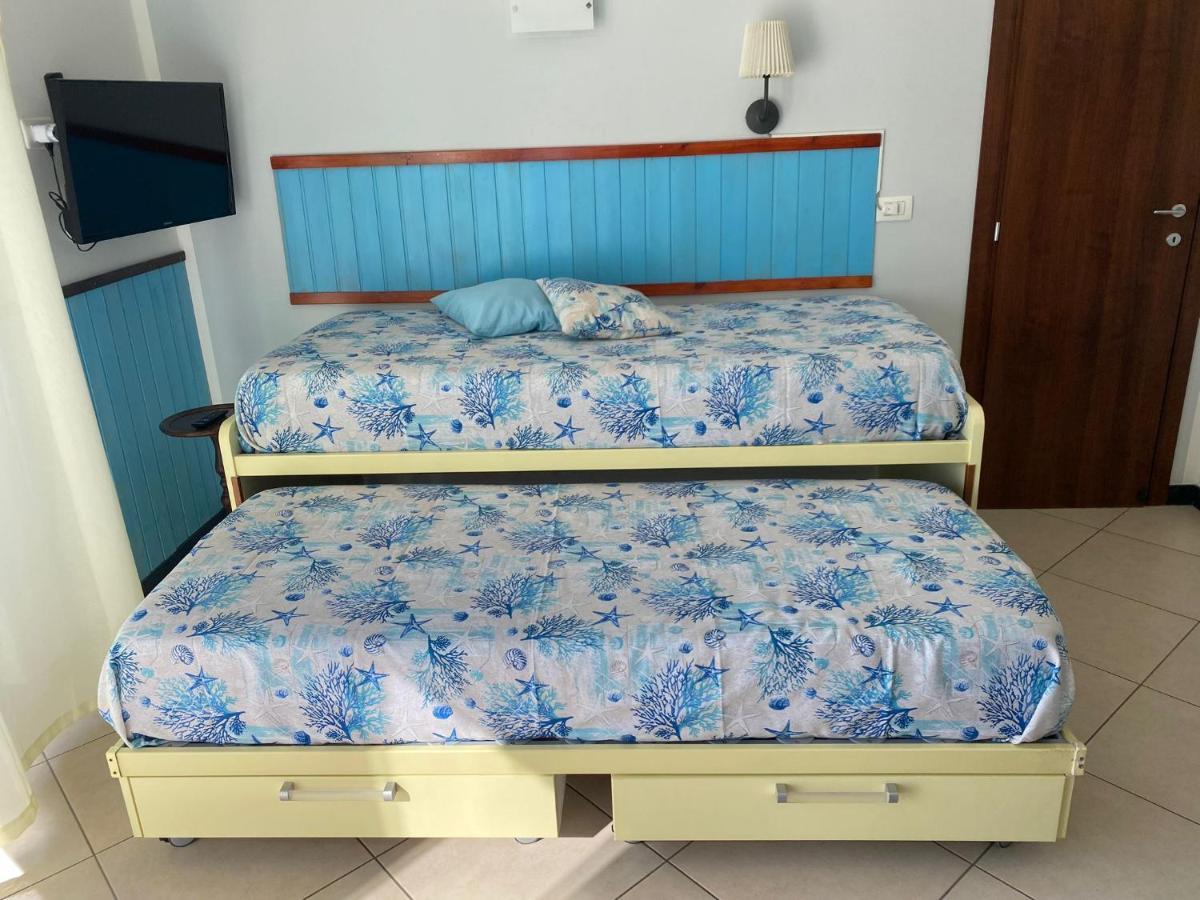 Appartamenti Azzurro Smeraldo 东塞斯特里 外观 照片